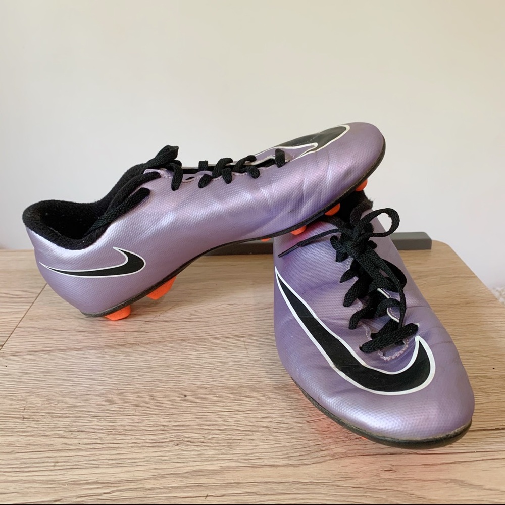 Purple Mercurial Cleats Nike - Picture 1 of 5